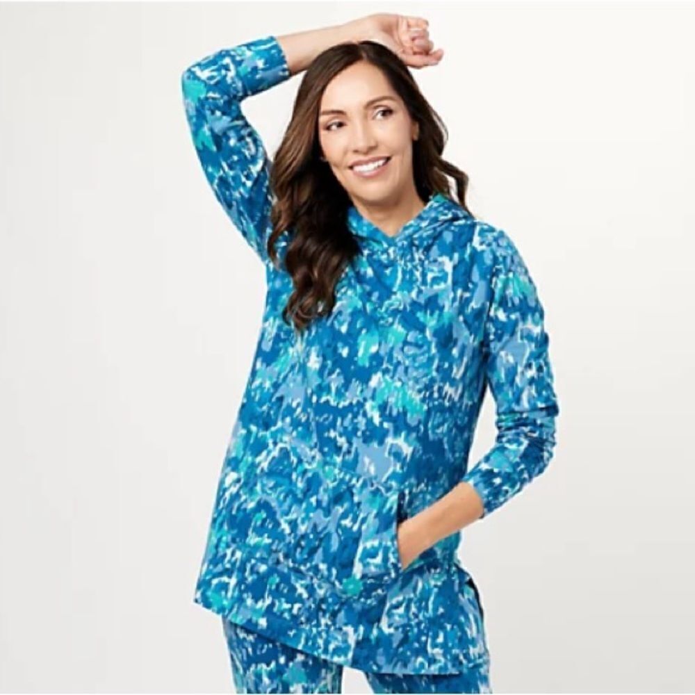 Isaac Mizrahi Live! SOHO Printed Sweatshirt with Hood